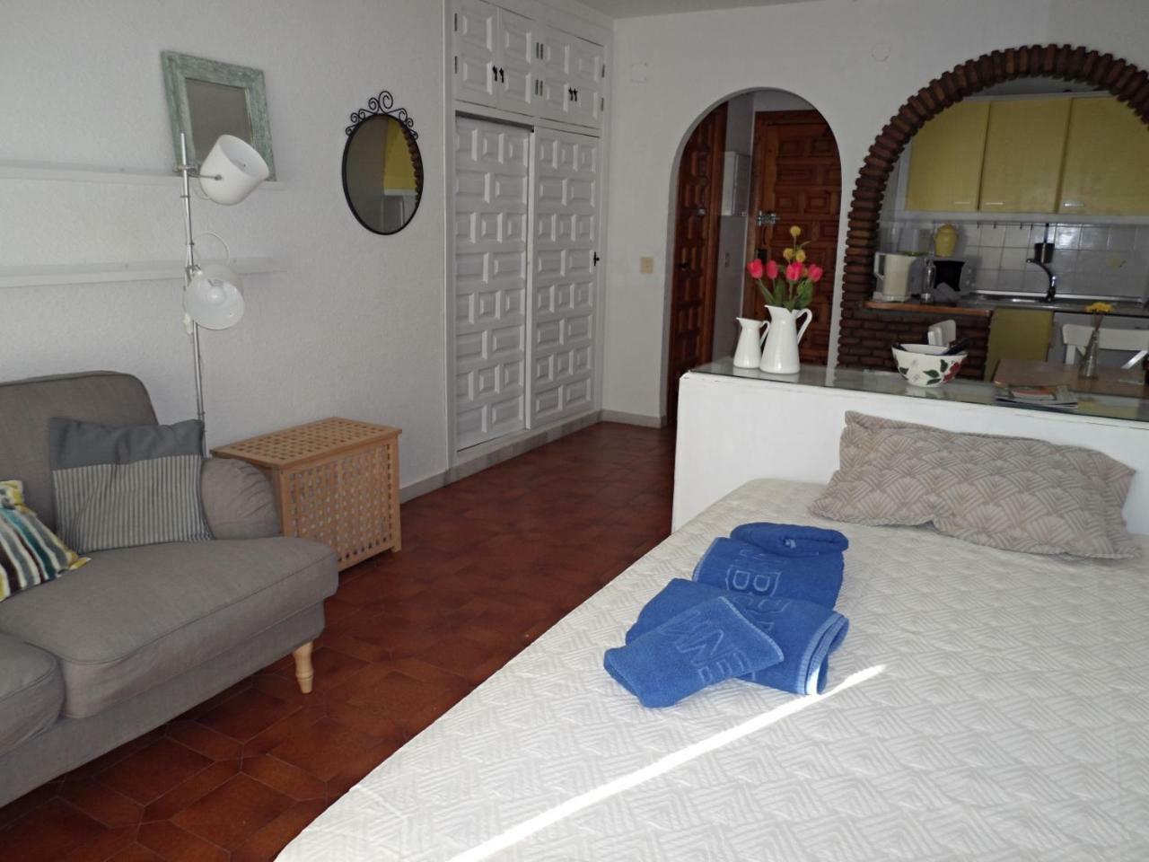 Palmeras 55 Menyber Lägenhet Nerja Exteriör bild
