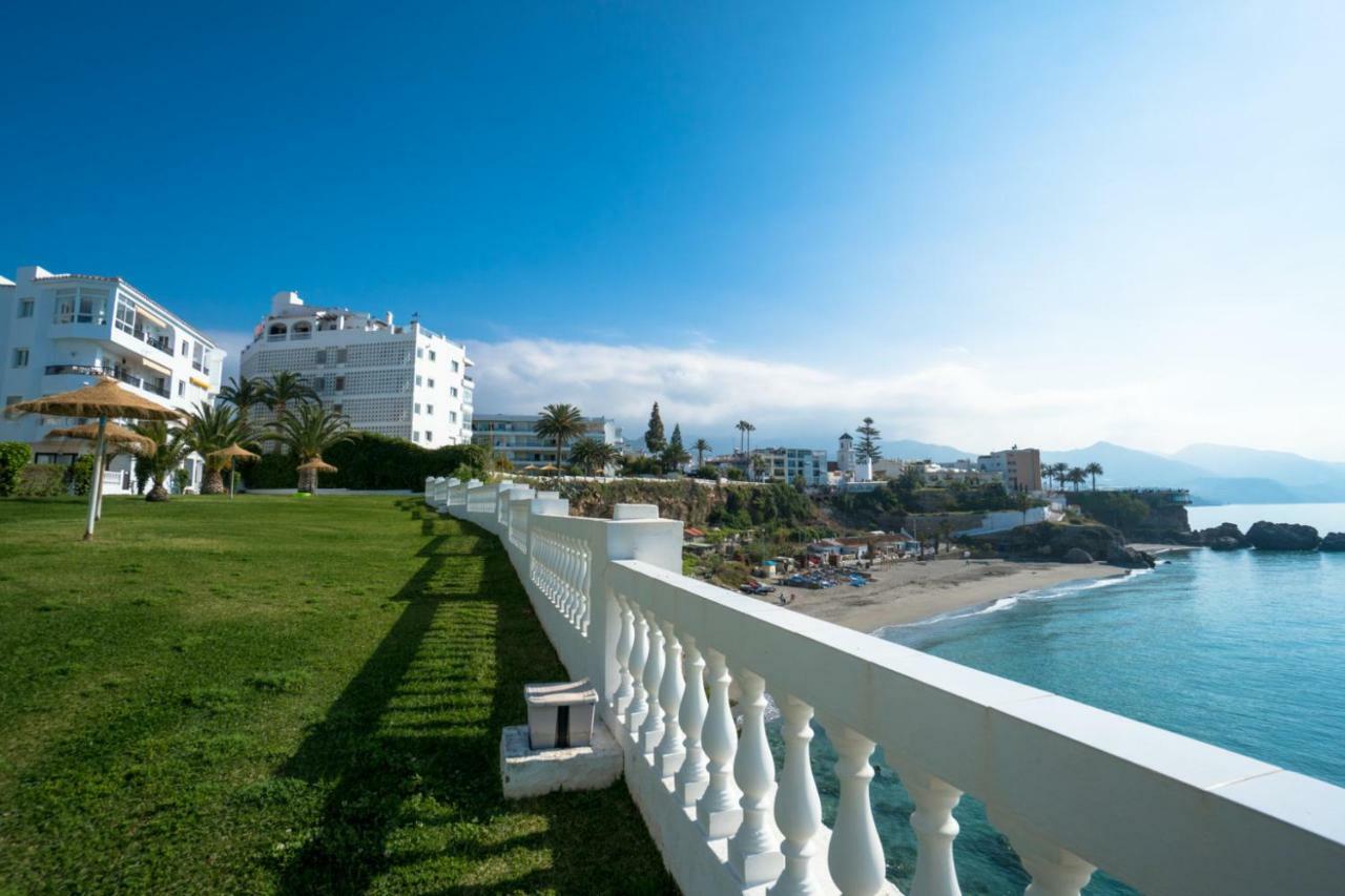 Palmeras 55 Menyber Lägenhet Nerja Exteriör bild