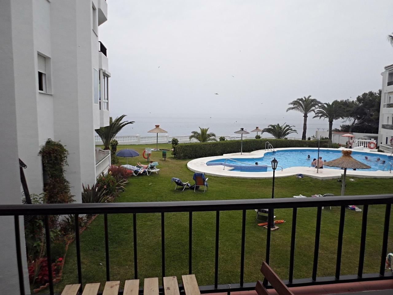 Palmeras 55 Menyber Lägenhet Nerja Exteriör bild